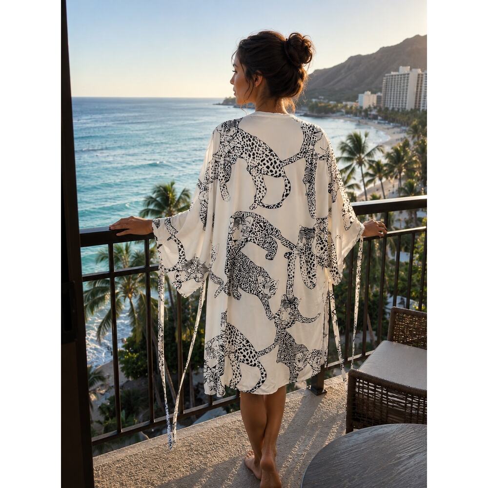 Entro Satin Cheetah Print Kimono Robe One Size NWOT Resort Cover Up